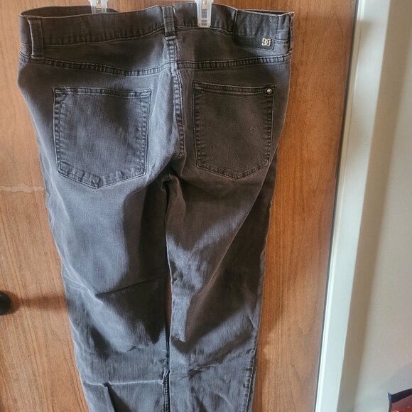 Men's Shorts - Picture 8 of 16